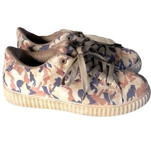 Yoki Finley brown & tan camo camouflage sneakers